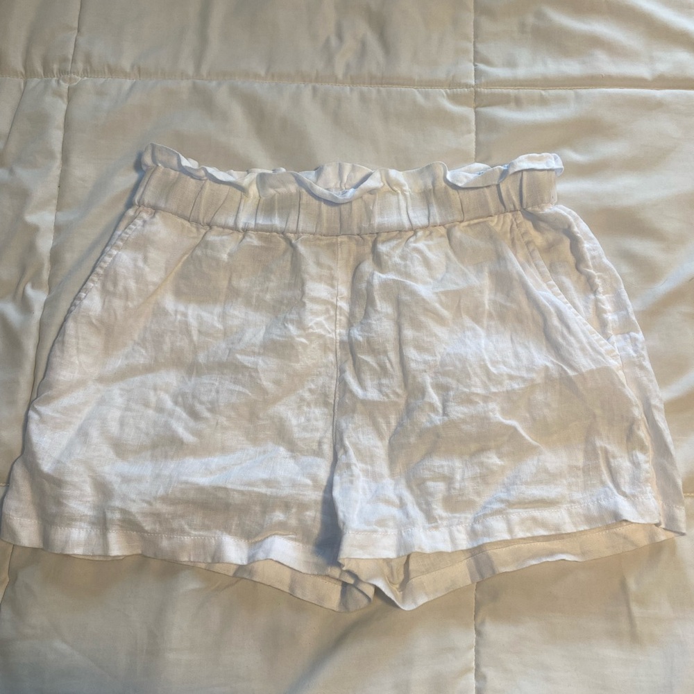 Women's White Linen Shorts